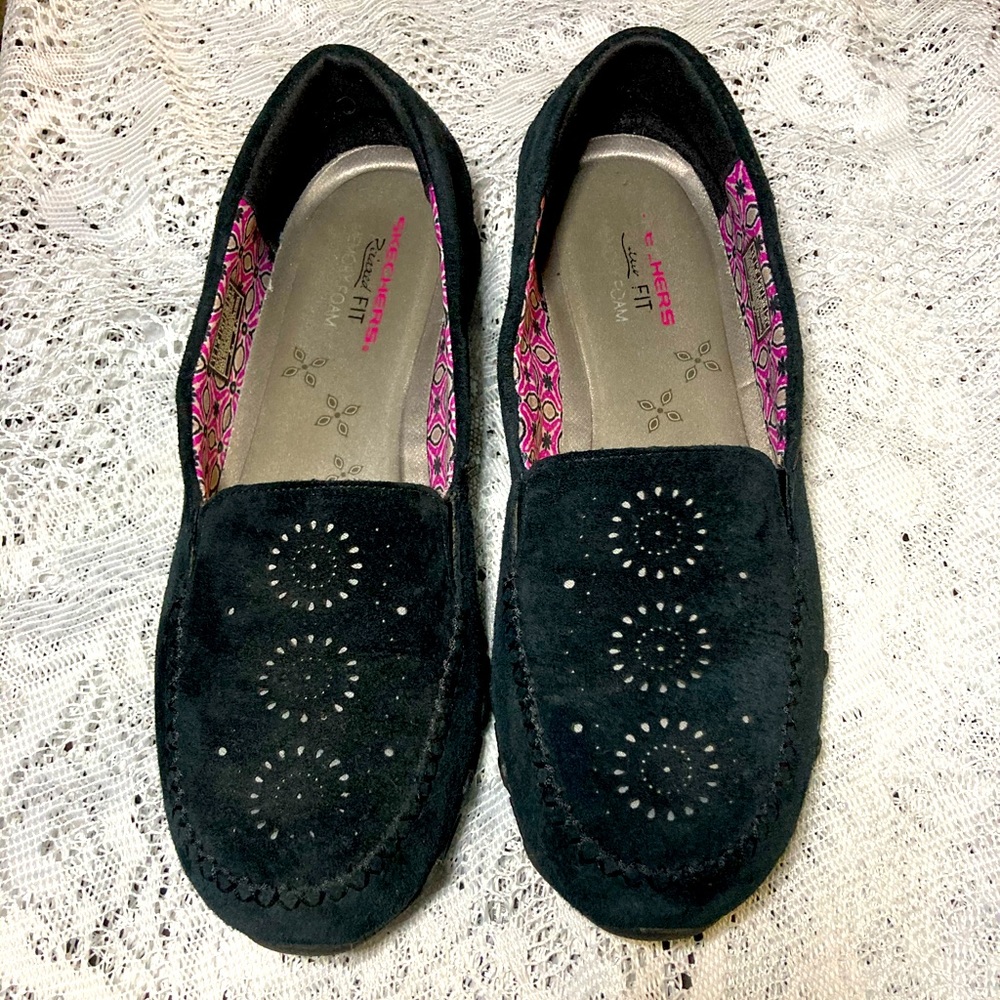 Black suede Sketcher loafers w/ laser cut details